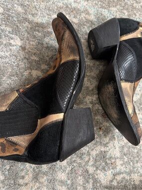 Old gringo leopard print Native American leather ankle boot sz 9.5